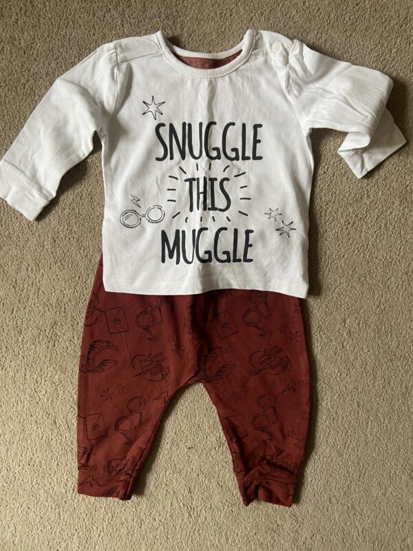 Harry Potter top and bottoms set 6-9 months